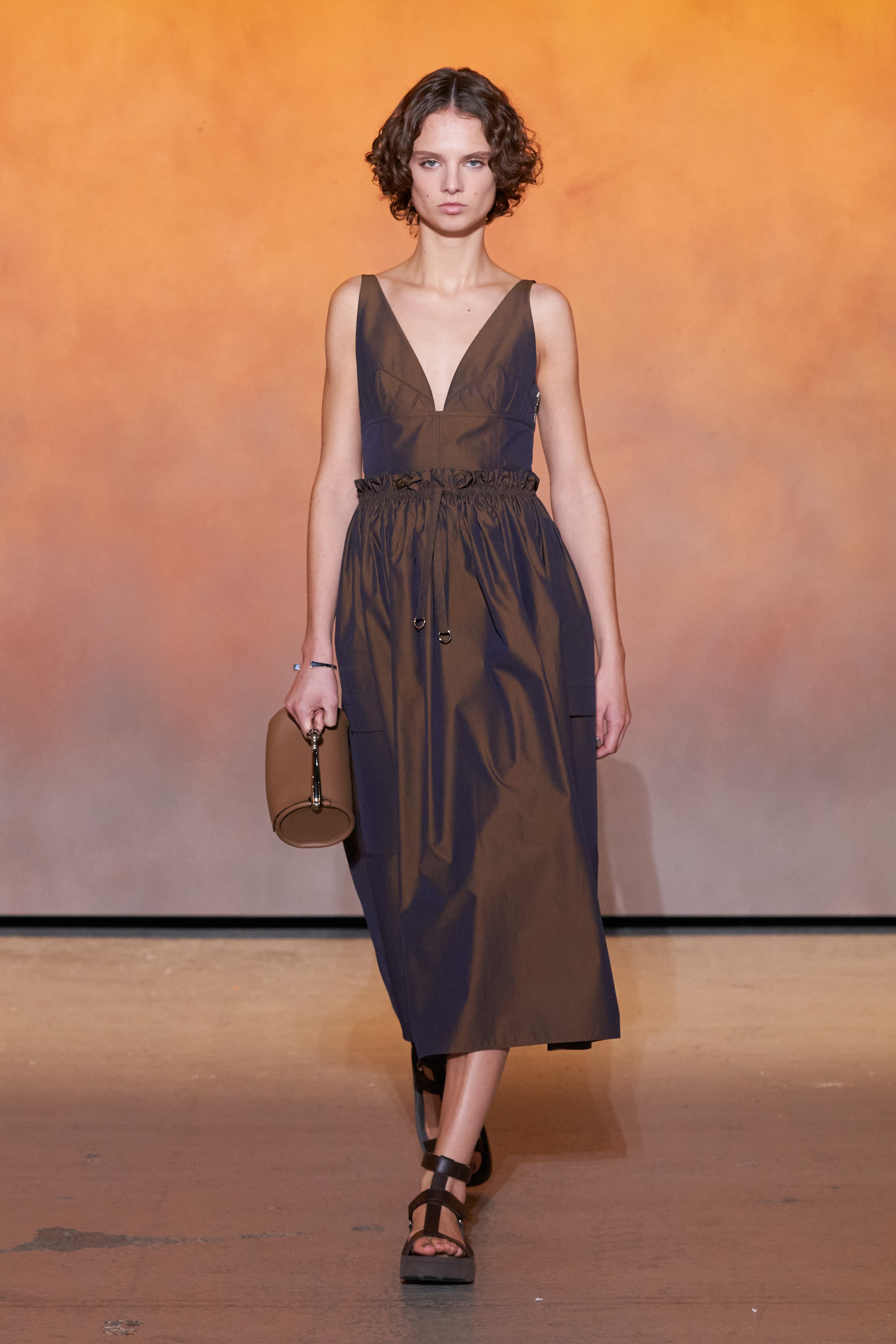 Hermès, хавар-зун 2022: Birkin цүнхнээс гадна ямар загварууд тренд болох вэ? (фото 26)