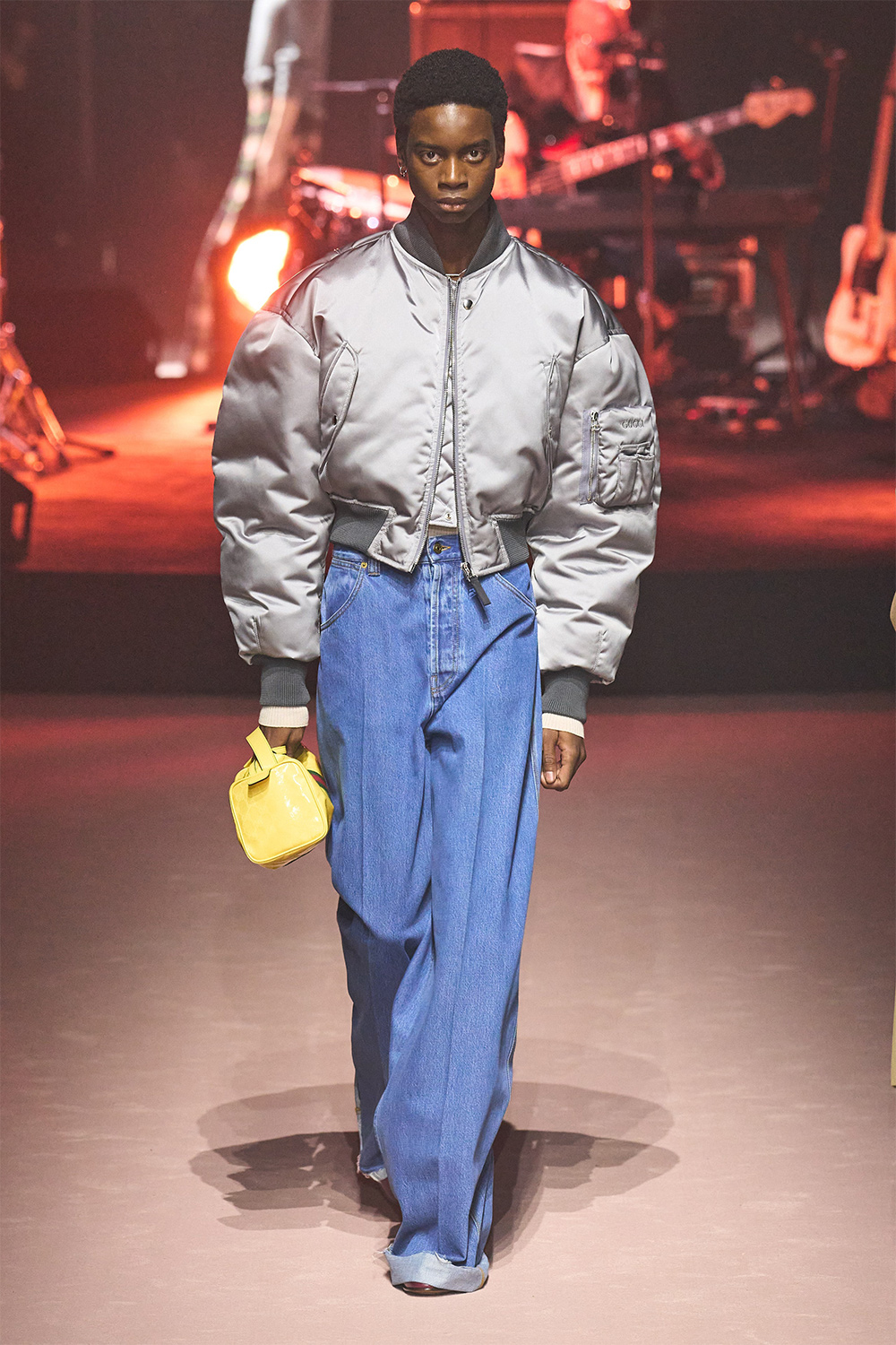Алессандро Микеле ажлаа хүлээлгэн өгсний дараах Gucci брэндийн анхны цуглуулга (фото 11)