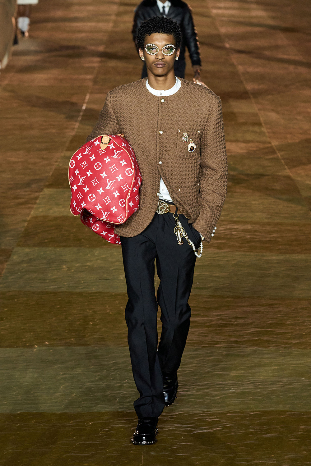 Фаррелл Уильямс Louis Vuitton-ы шинэ бүтээлч захирлын хувиар анхны цуглуулгаа толилууллаа (фото 70)