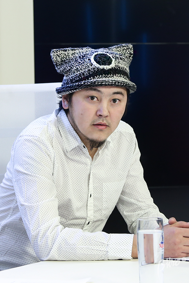 Mongolia’s Next Top Model нэвтрүүлгийн шүүгчид юу өмссөн бэ? (фото 4)