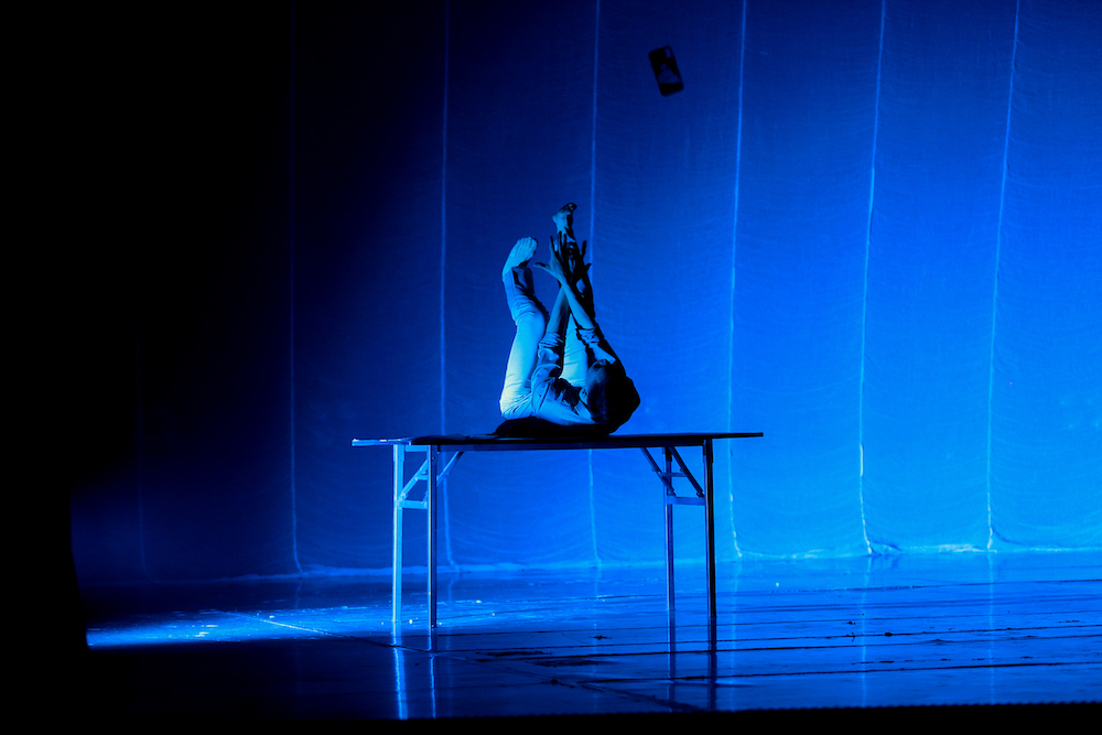 Хүчирхэг хөгжим, хурц сэдэв, хосгүй бүжигчдийн төгс нэгдэл болсон "Амьдралыг тэтгэгч-O2" модерн балет (фото 15)