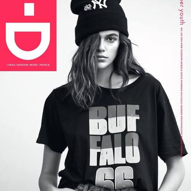 Кайя Гербер i-D сэтгүүлийн шинэ дугаарын нүүрэнд гарлаа.

Kaia Gerber fronts the new fashion rebels issue of i-D.

#kaiagerber #idmagazine