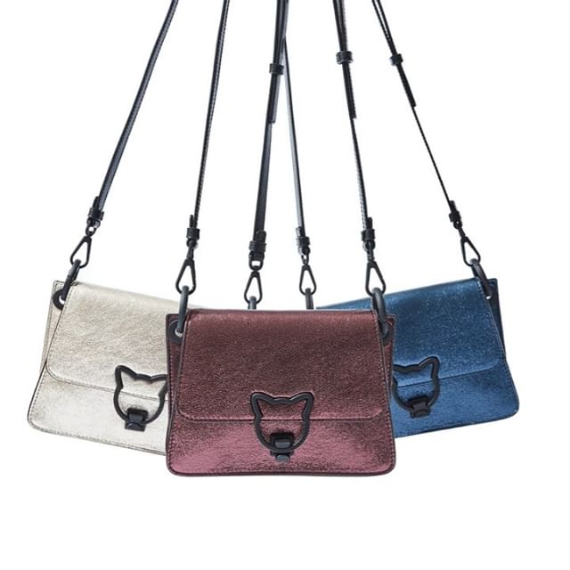 Take your pick: sapphire blue, rich maroon or snowy white? Your bag of the season is waiting for you. #KARLHOLIDAYS
