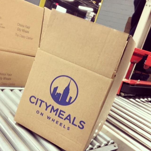 Behold: The 639th box we packed for @citymeals. Fun to join pals from @youtube and @imaginary on the chain gang. Gobble, gobble and HAVE A GREAT THANKSGIVING!        