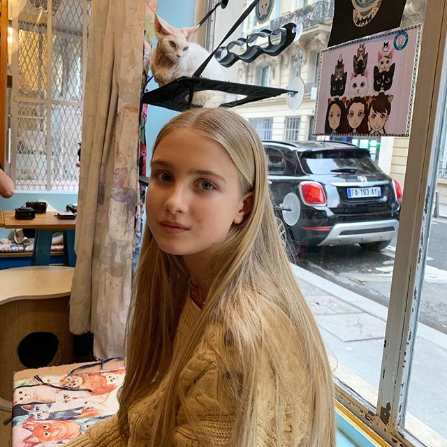 happy weekend everyone          Neva is clearly in heaven @chat_mallows_cafe     ps: what can I say, girls in this family have a kitty obsession      @therealgracecoddington