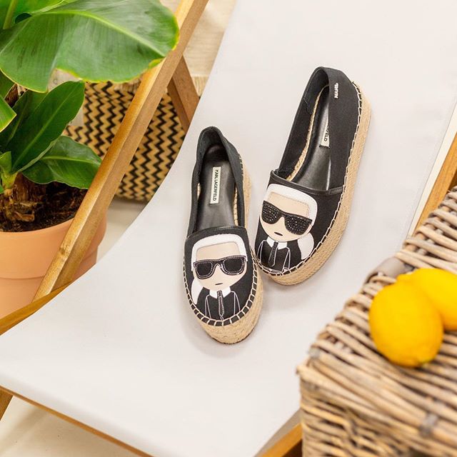 So refreshing: playful espradrilles pair perfectly with bare ankles. #KARLLAGERFELD