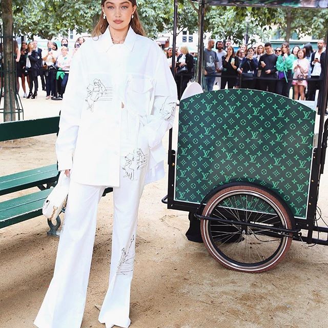 @louisvuitton Men s show this week was happinesssss, so impressive  @virgilabloh !   on disposable-camera duty wearing menswear is a dream park day !        thanks to the whole LV team x