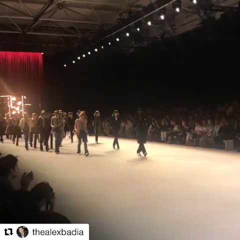 #Repost @thealexbadia     @celine by @hedislimane   
Last show of the season and a good one @celine #pfw #ss2020