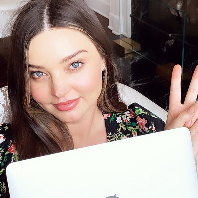 Hi Guys! I will be doing a LIVE CHAT TODAY from 1-2pm PST in the @Sephora Beauty Insider Community. Follow the link in my bio to join and ask me anything you want about @koraorganics!   xxx