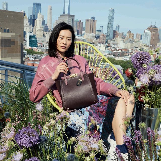 Basking in Flower Power and...Chair Power (??) for the new @coach campaign! Thanks for creating these beautiful gardens @stuartvevers #juergenteller #venetiascott     
  @dickpageface       @hairbychristiaan