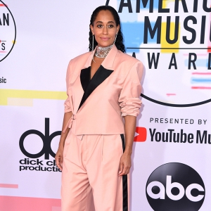 American Music Awards 2018: Хамгийн гоёмсог хувцасласан алдартнууд American Music Awards 2018: Хамгийн гоёмсог хувцасласан алдартнууд