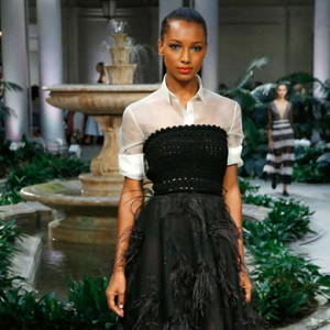 Нью-Йоркийн загварын долоо хоног: Carolina Herrera, хавар-зун 2017 Нью-Йоркийн загварын долоо хоног: Carolina Herrera, хавар-зун 2017