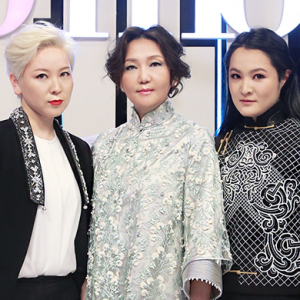Mongolia’s Next Top Model нэвтрүүлгийн шүүгчид юу өмссөн бэ? Mongolia’s Next Top Model нэвтрүүлгийн шүүгчид юу өмссөн бэ?