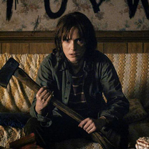 Вайнона Райдерын тоглосон "Stranger Things" цувралын трейлер Вайнона Райдерын тоглосон "Stranger Things" цувралын трейлер
