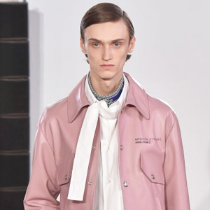 Парисын эрэгтэй загварын долоо хоног: Valentino, хавар-зун 2018 Парисын эрэгтэй загварын долоо хоног: Valentino, хавар-зун 2018