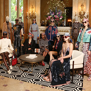 Бюро 24/7 тойм: Valentino, resort 2019 Бюро 24/7 тойм: Valentino, resort 2019