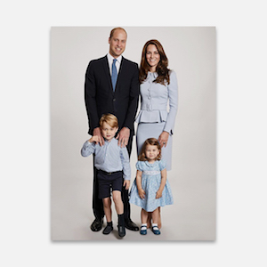 Хунтайж Уильям ба Кейт Миддлтон нар зул сарын баярт зориулсан гэр бүлийн зургаа танилцууллаа