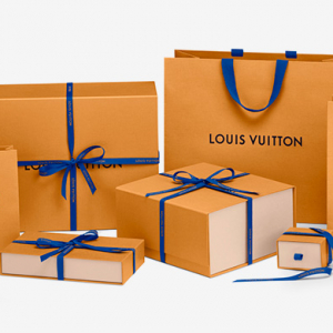 Safran Impérial: Louis Vuitton савлагааныхаа өнгийг өөрчиллөө