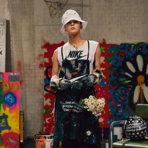 G-Dragon Nike брэндтэй хамтран Air Force 1 загварын пүүз гаргалаа