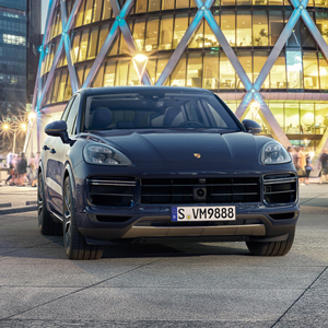Хурдан, хүчирхэг, хөнгөн: Шинэ үеийн Porsche Cayenne
