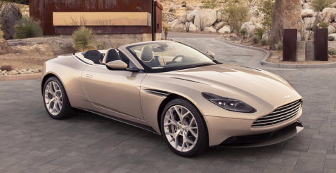 Жеймс Бондод таалагдана: Aston Martin DB11 Volante загвар танилцуулагдлаа Жеймс Бондод таалагдана: Aston Martin DB11 Volante загвар танилцуулагдлаа