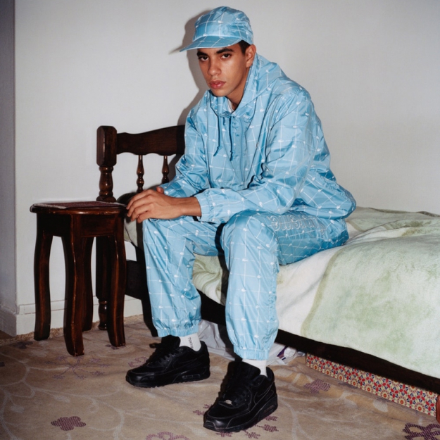 Эрчүүдийн гудамжны стиль: Supreme x Lacoste шинэ цуглуулга Эрчүүдийн гудамжны стиль: Supreme x Lacoste шинэ цуглуулга