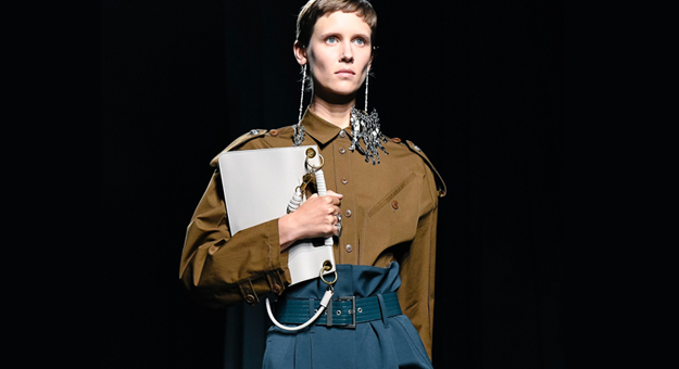 Givenchy, хавар-зун 2019 цуглуулга Givenchy, хавар-зун 2019 цуглуулга