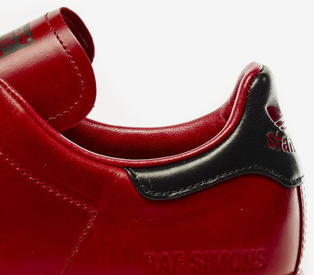 Анхны харц: Раф Симонсын adidas-т зориулсан шинэ цуглуулга