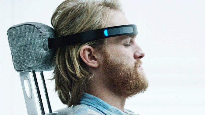 Эрдэмтэд: VR технологи ашиглан сэтгэл зовнилыг эмчлэх боломжтой