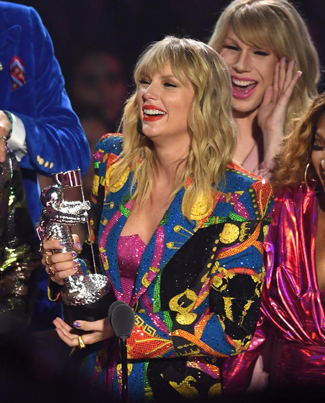 MTV VMA 2019 шагнал гардуулах ёслолын ялагчид тодорлоо
