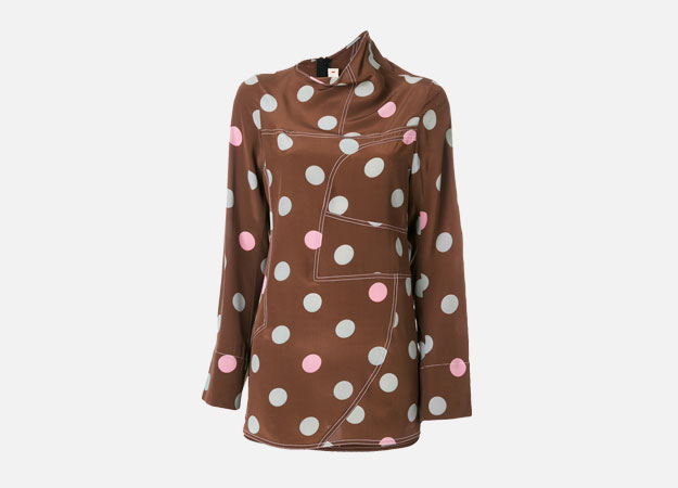 Цамц, Marni<p><a id=\"\" style=\"\" href=\"https://www.farfetch.com/ru/shopping/women/marni-panelled-polka-dot-blouse-item-12304896.aspx?storeid=9383&amp;from=search\" target=\"_blank\">Farfetch</a></p>