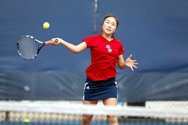 Талбайн теннис: Бүх биеийн булчинг нэгэн зэрэг ажиллуулдаг спорт (фото 1)
