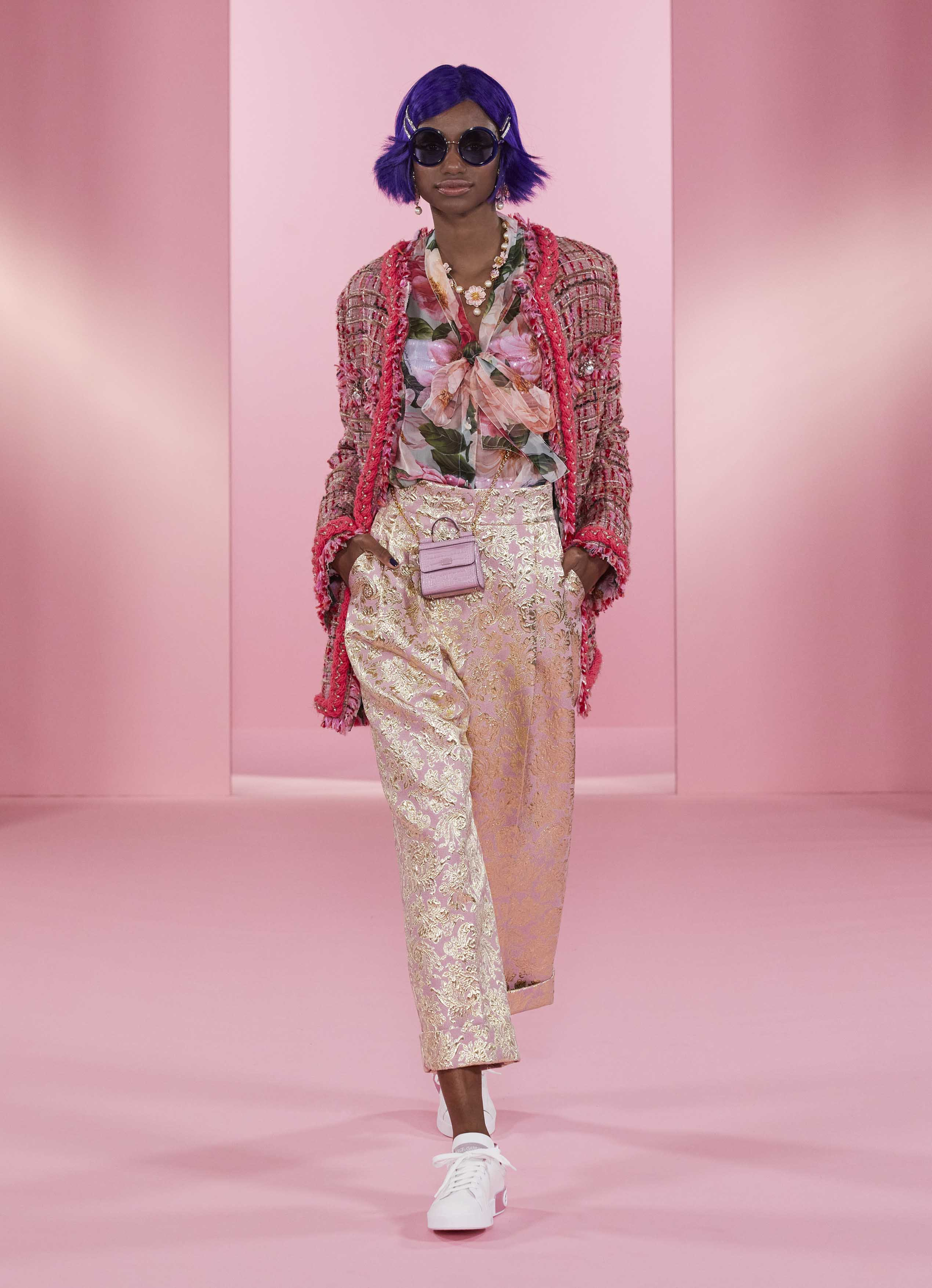 Dolce & Gabbana бүхэлдээ пастель өнгийн цуглуулга бүтээлээ (фото 4)