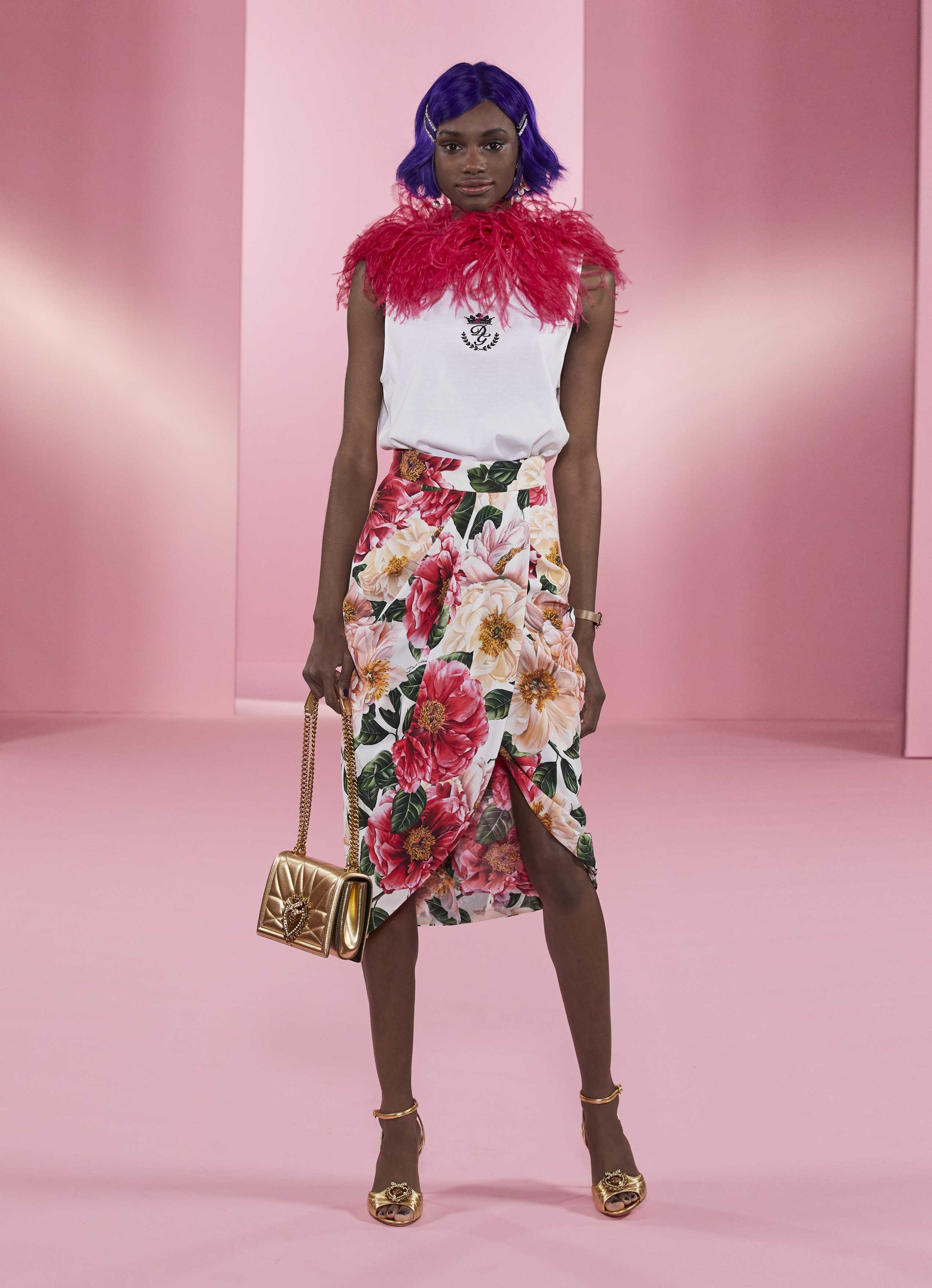 Dolce & Gabbana бүхэлдээ пастель өнгийн цуглуулга бүтээлээ (фото 17)