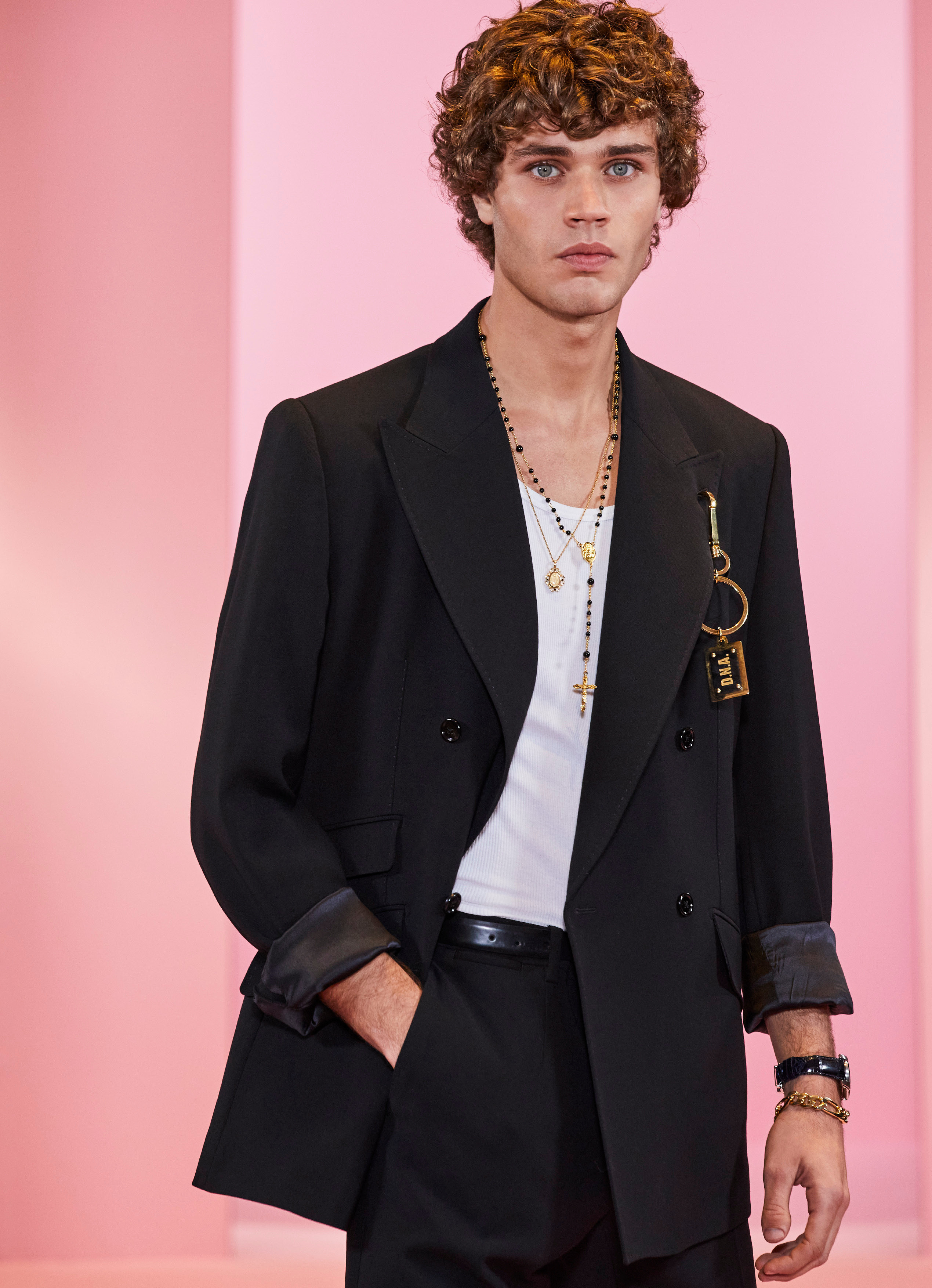 Dolce & Gabbana бүхэлдээ пастель өнгийн цуглуулга бүтээлээ (фото 85)