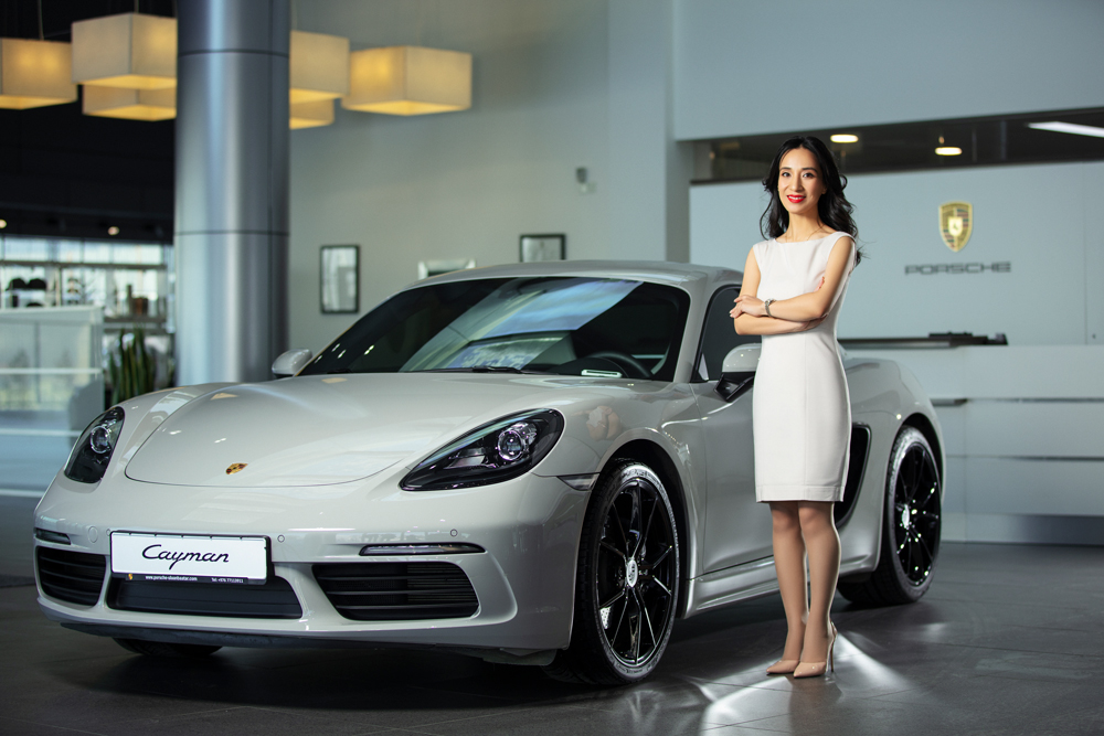Б.Сальма: Амжилттай, зоригтой, өөрийн түүхээ бүтээдэг хүмүүс Porsche сонгодог (фото 1)