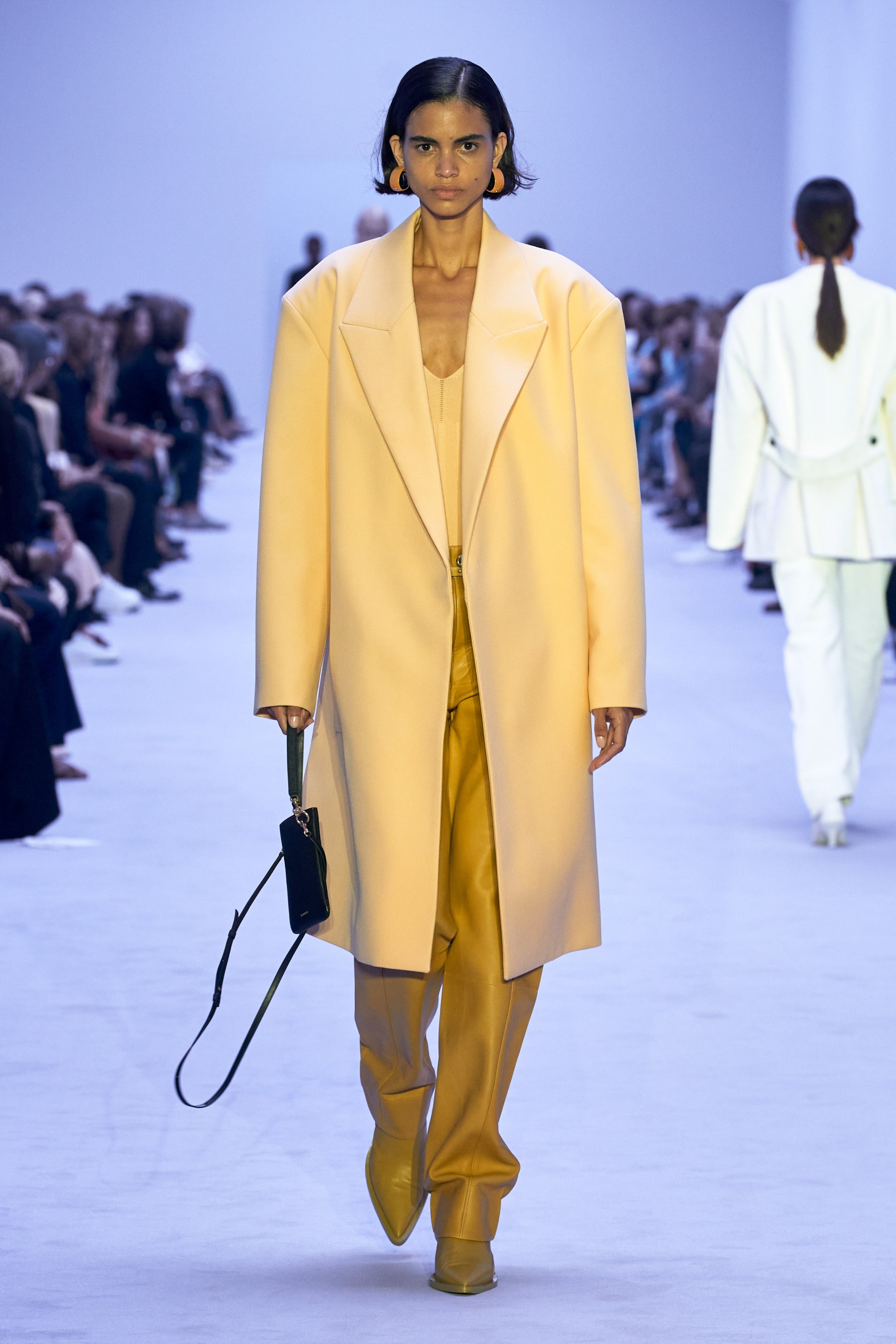 Тэйлор хийцтэй төгс хослолуудыг толилуулсан Jil Sander брэндийн цуглуулга (фото 5)