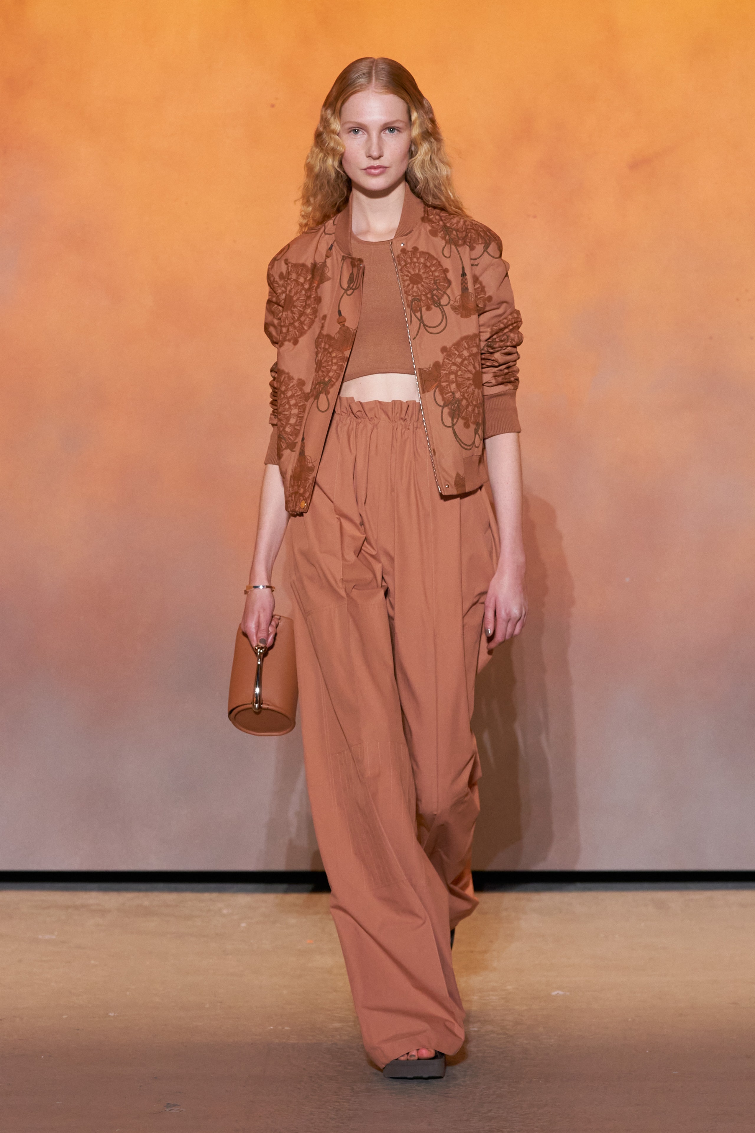 Hermès, хавар-зун 2022: Birkin цүнхнээс гадна ямар загварууд тренд болох вэ? (фото 18)