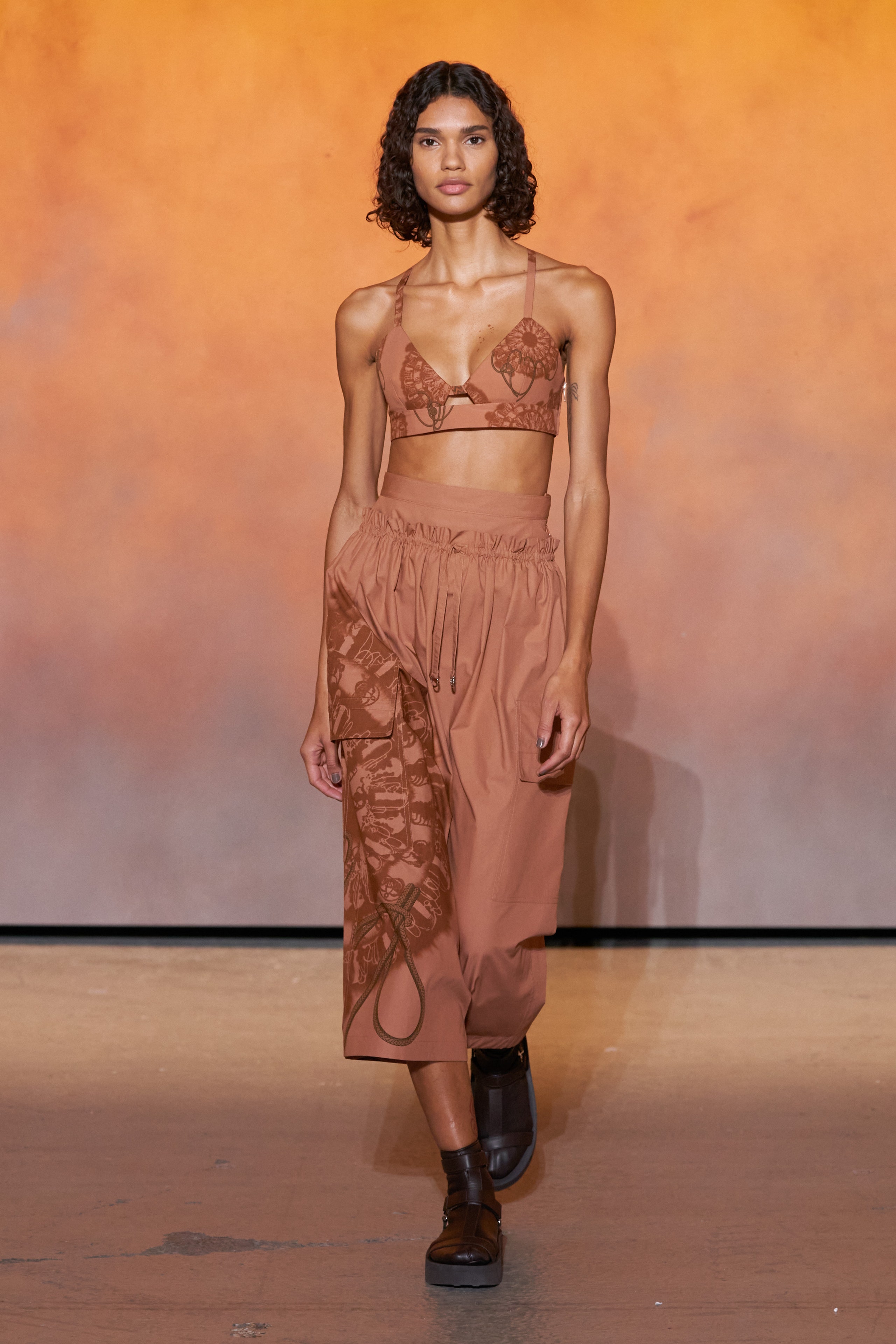 Hermès, хавар-зун 2022: Birkin цүнхнээс гадна ямар загварууд тренд болох вэ? (фото 16)