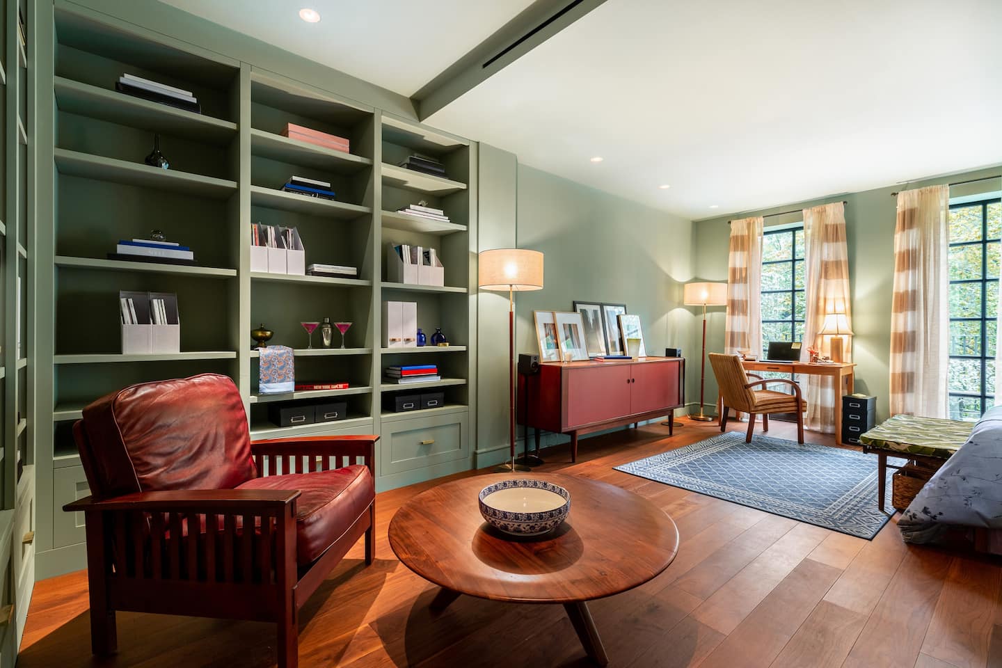 Кэрри Брэдшоугийн байрыг Airbnb дээрээс түрээслэх боломжтой боллоо (фото 1)