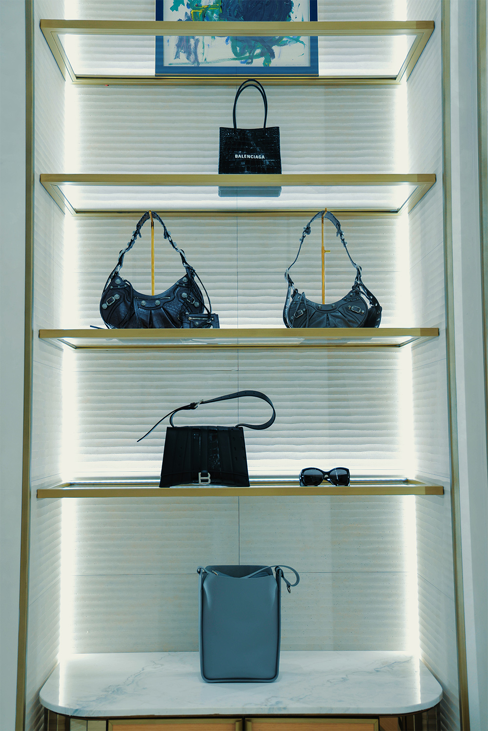 Зөвхөн эрчүүддээ: Dior, Céline, Gucci, Balenciaga брэндүүд Quinto concept store-д (фото 23)
