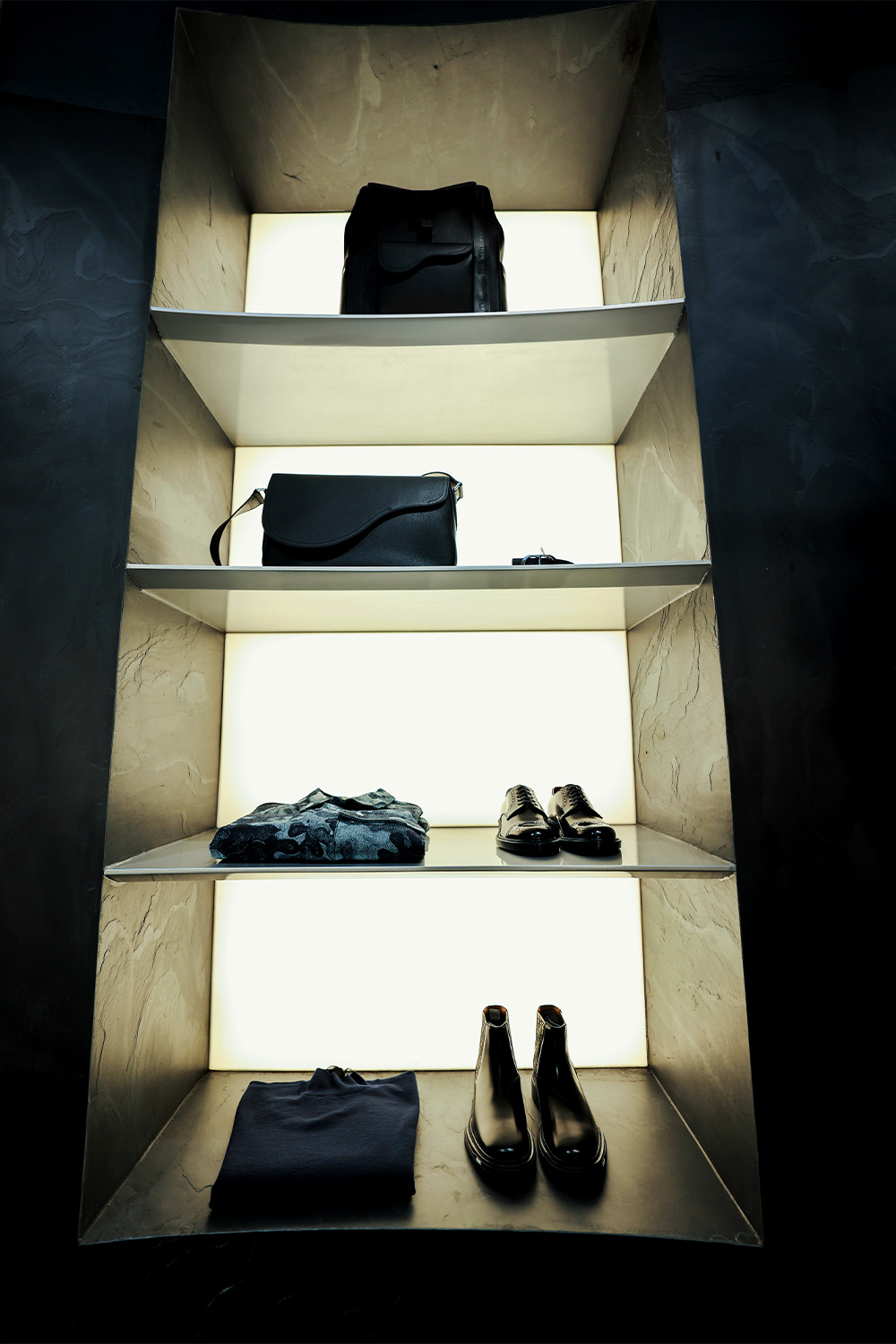 Зөвхөн эрчүүддээ: Dior, Céline, Gucci, Balenciaga брэндүүд Quinto concept store-д (фото 9)