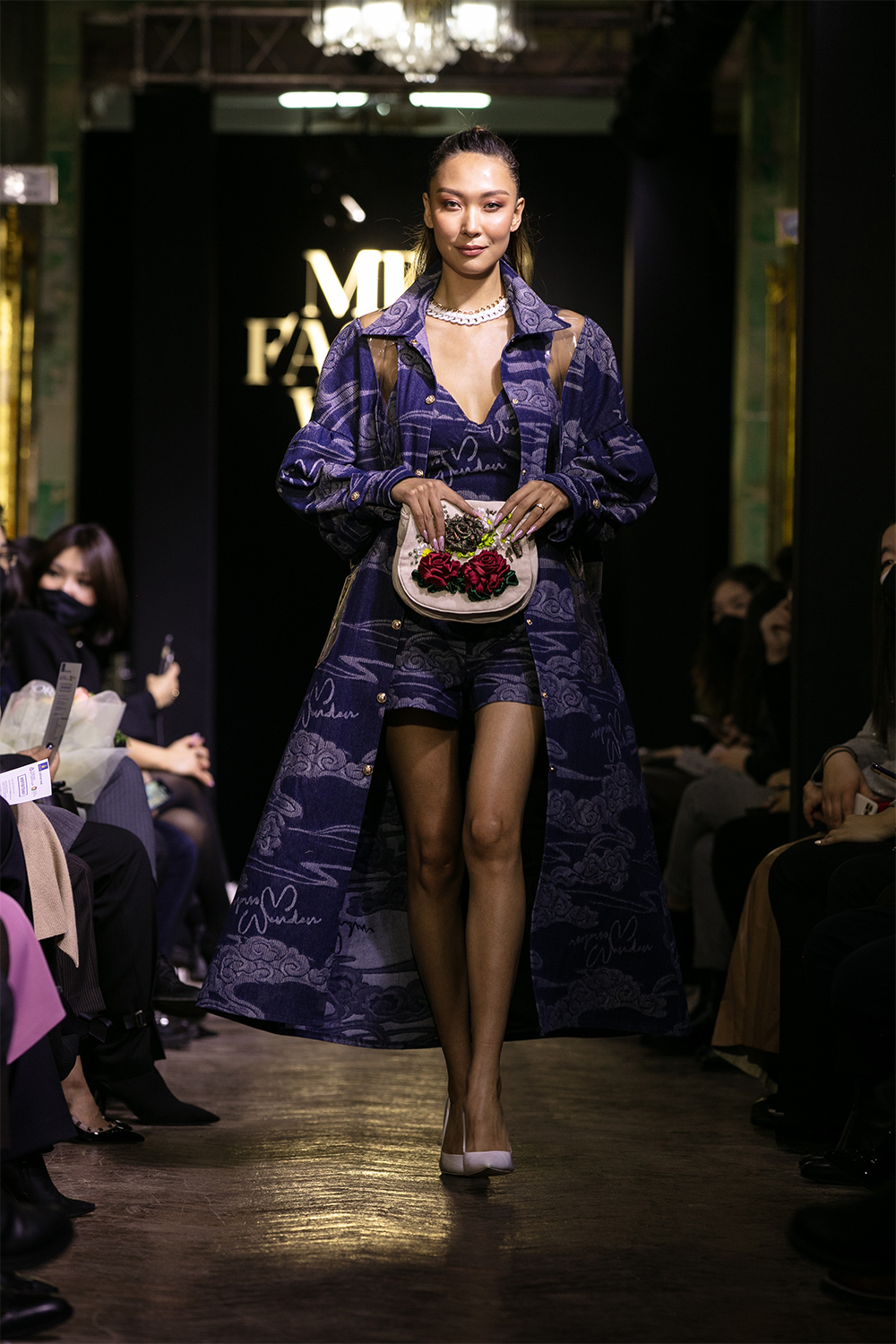 MPDU Fashion Week: Олон төрлийн хээ, материалаар дүүрэн TUVZA брэндийн цуглуулга (фото 1)