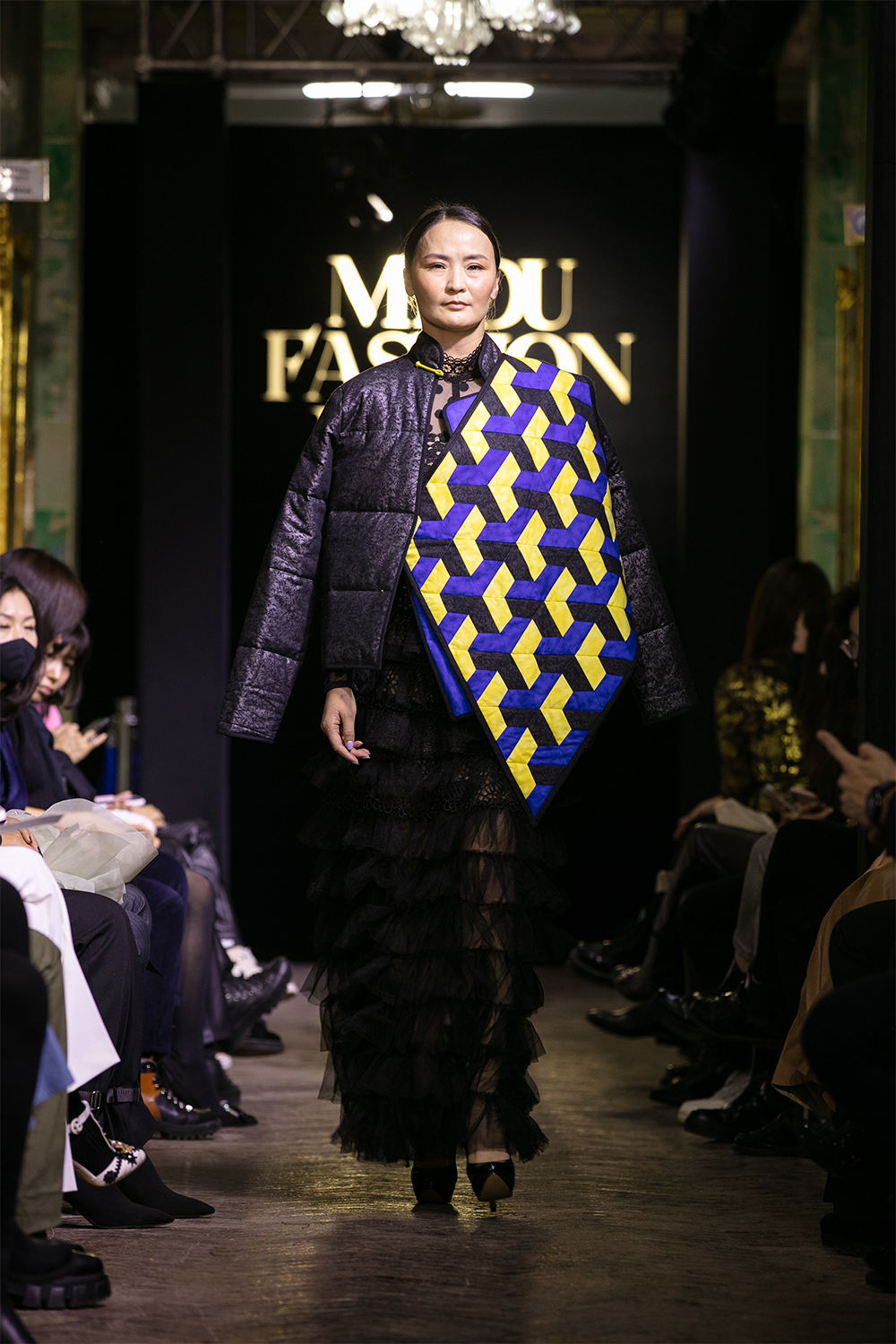 MPDU Fashion Week: Zoson брэндийн цуглуулга дахь гоёлын зүймэл урлал (фото 7)