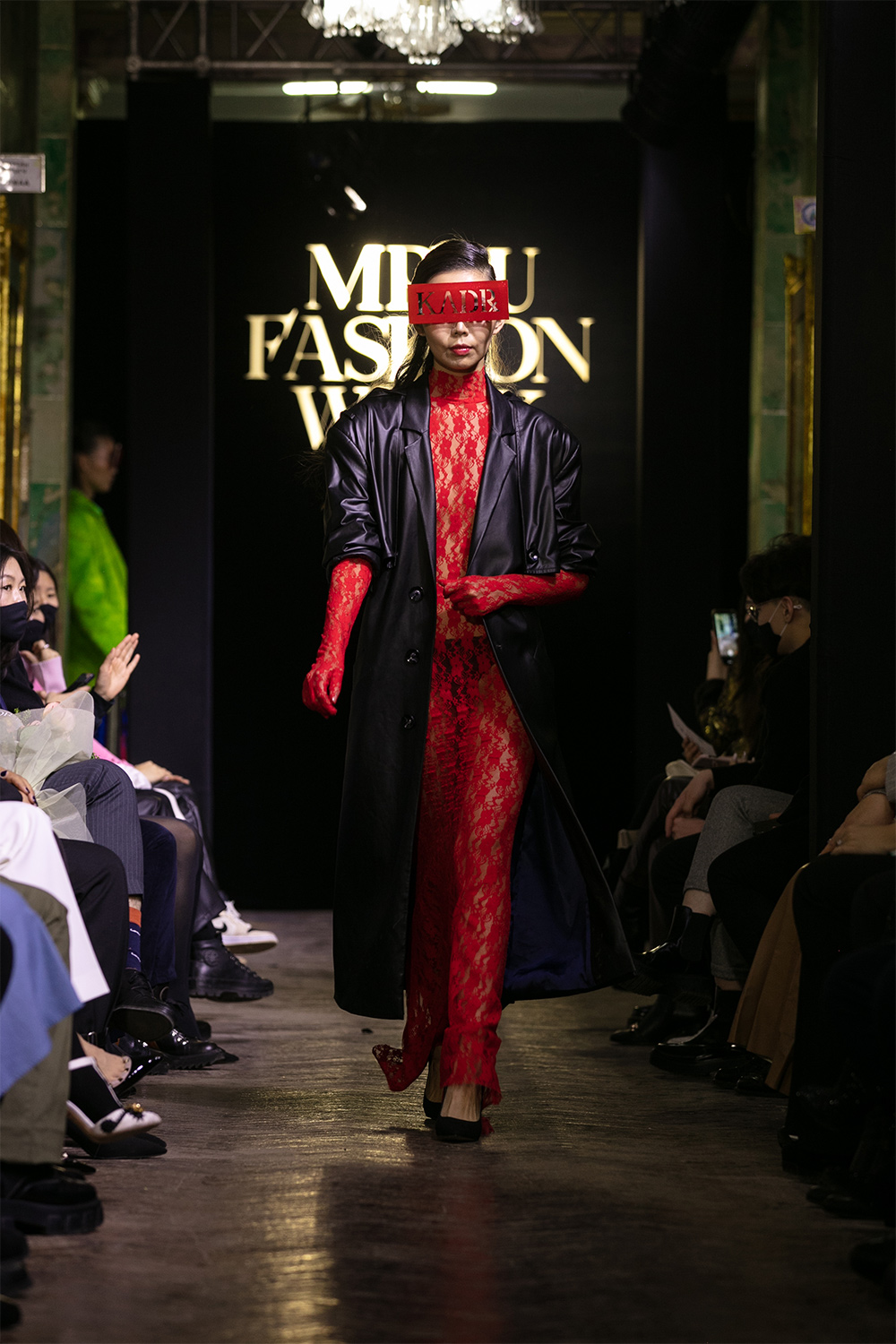 MPDU Fashion Week: KADR брэндийн "Ялгаварлан гадуурхалтыг зогсооцгооё" уриатай цуглуулга (фото 5)