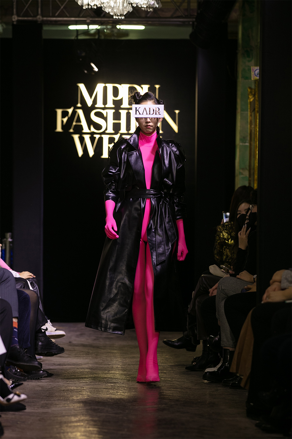 MPDU Fashion Week: KADR брэндийн "Ялгаварлан гадуурхалтыг зогсооцгооё" уриатай цуглуулга (фото 3)