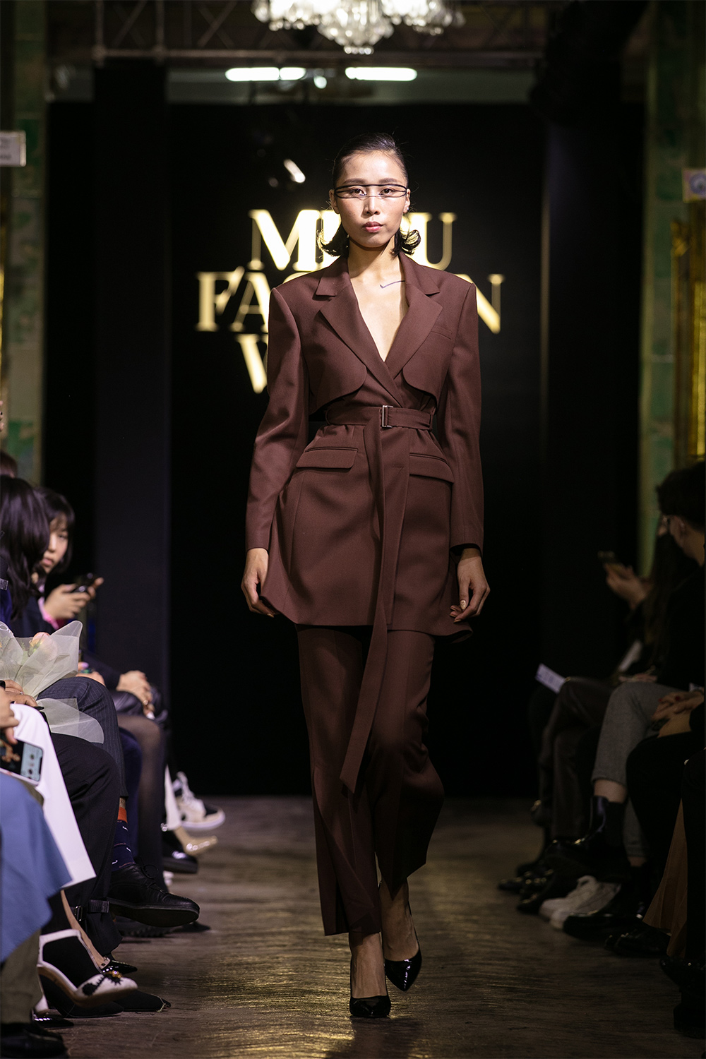 MPDU Fashion Week: Хувирах чадвартай, ухаалаг хувцаснууд LINE брэндийн цуглуулгад (фото 4)