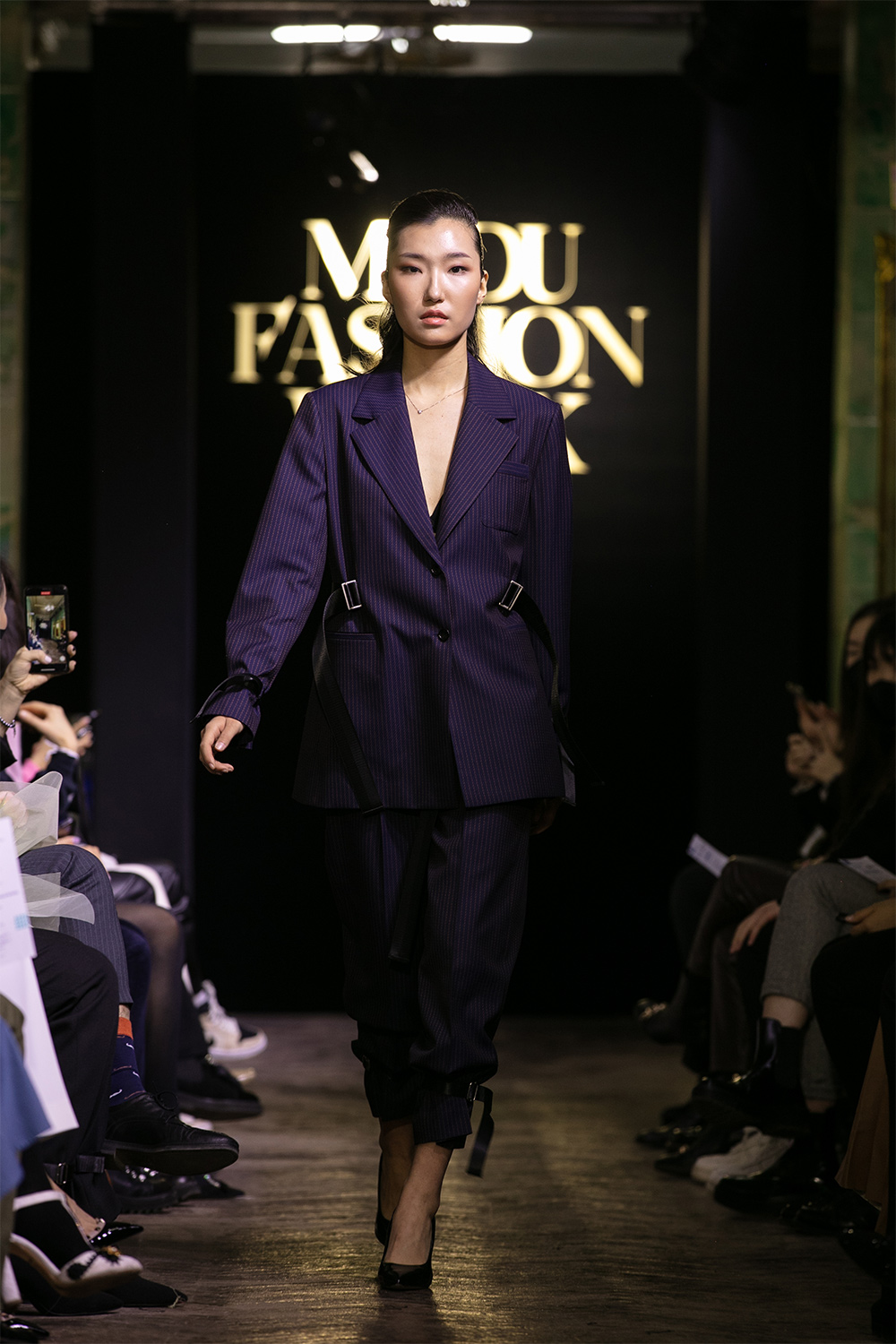 MPDU Fashion Week: Хувирах чадвартай, ухаалаг хувцаснууд LINE брэндийн цуглуулгад (фото 9)