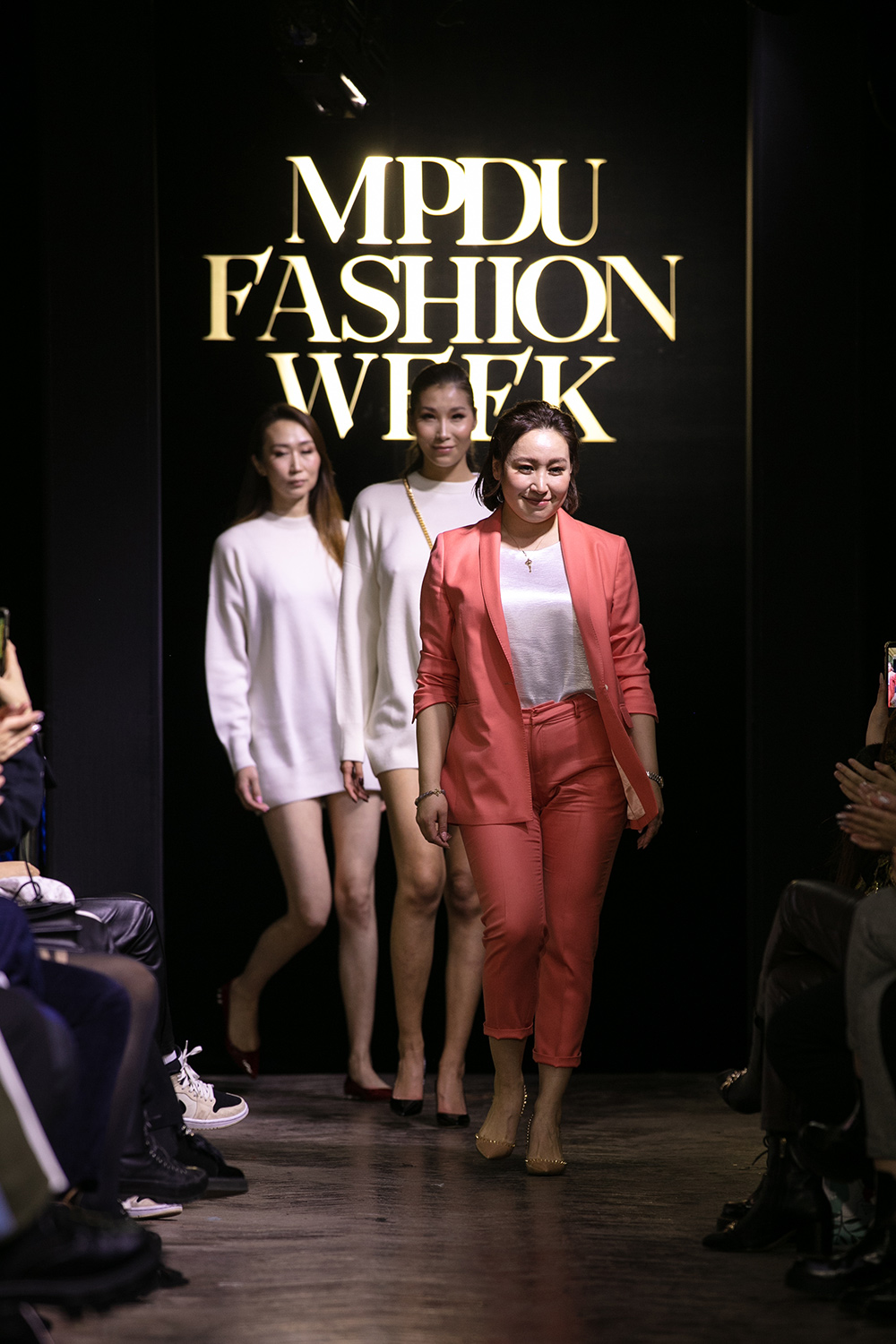 MPDU Fashion Week: Классик загварын гутал, цүнхний JK брэнд (фото 10)
