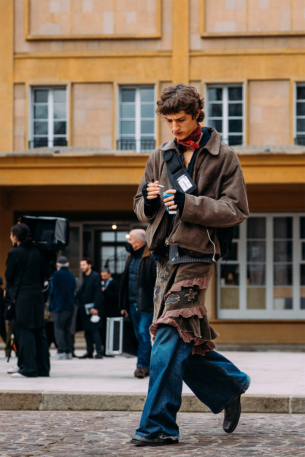 Парисын эрэгтэй загварын долоо хоног дээрх шилдэг street style төрхүүд (фото 39)